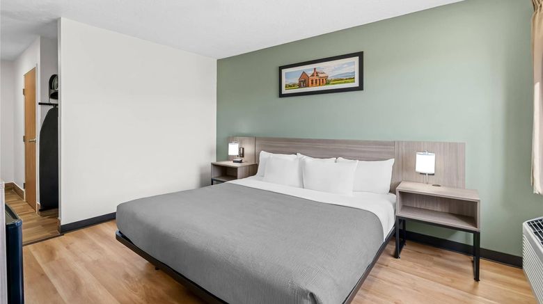<b>Quality Inn Beaver Room</b>. Images powered by <a href="https://iceportal.shijigroup.com/" title="IcePortal" target="_blank">IcePortal</a>.