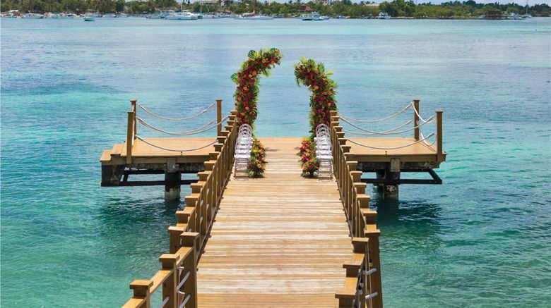 <b>Dreams La Romana Resort & Spa Lobby</b>. Images powered by <a href="https://iceportal.shijigroup.com/" title="IcePortal" target="_blank">IcePortal</a>.