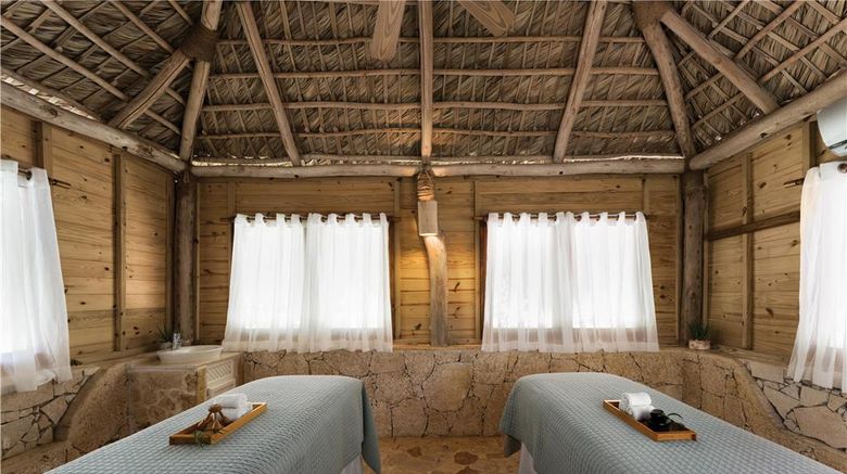 <b>Dreams La Romana Resort & Spa Spa</b>. Images powered by <a href="https://iceportal.shijigroup.com/" title="IcePortal" target="_blank">IcePortal</a>.