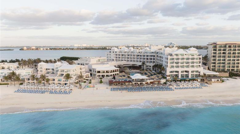 <b>Sunscape Cancun Resort & Spa Exterior</b>. Images powered by <a href="https://iceportal.shijigroup.com/" title="IcePortal" target="_blank">IcePortal</a>.
