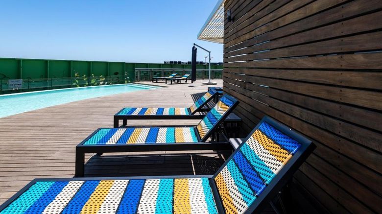 <b>aha Gateway Hotel Pool</b>. Images powered by <a href="https://iceportal.shijigroup.com/" title="IcePortal" target="_blank">IcePortal</a>.