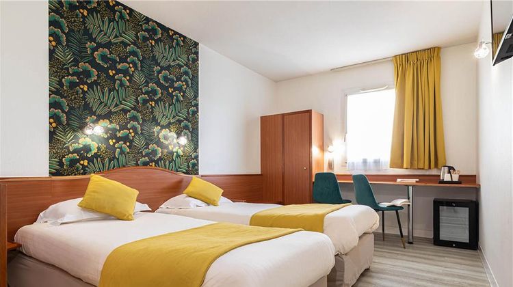 Deltour Hotel Room
