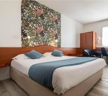 Deltour Hotel Room