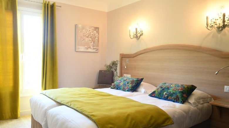 <b>Hotel Villa Glanum Room</b>. Images powered by <a href="https://iceportal.shijigroup.com/" title="IcePortal" target="_blank">IcePortal</a>.
