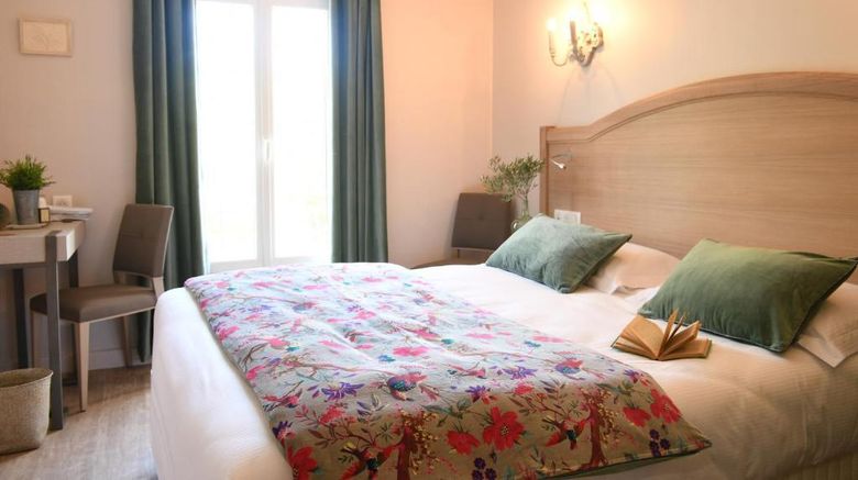 <b>Hotel Villa Glanum Room</b>. Images powered by <a href="https://iceportal.shijigroup.com/" title="IcePortal" target="_blank">IcePortal</a>.