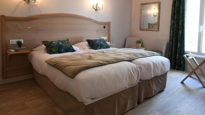 <b>Hotel Villa Glanum Room</b>. Images powered by <a href="https://iceportal.shijigroup.com/" title="IcePortal" target="_blank">IcePortal</a>.