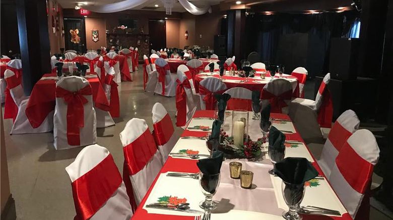 <b>Harbourview Inn, SureStay Collection Ballroom</b>. Images powered by <a href="https://iceportal.shijigroup.com/" title="IcePortal" target="_blank">IcePortal</a>.
