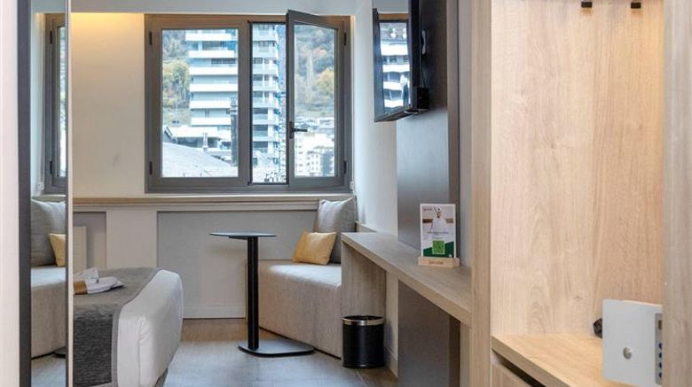 <b>Tulip Inn Andorra Delfos Hotel Room</b>. Images powered by <a href="https://iceportal.shijigroup.com/" title="IcePortal" target="_blank">IcePortal</a>.