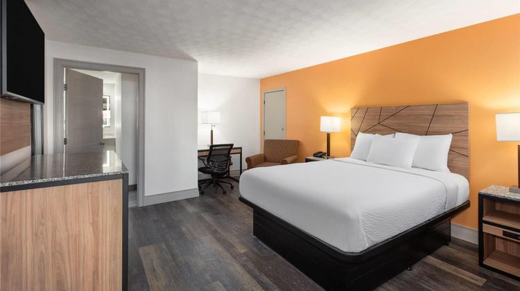 Howard Johnson Malden Boston Area Room