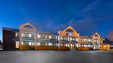 Howard Johnson Malden Boston Area Exterior