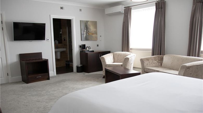 <b>The Lion Hotel Suite</b>. Images powered by <a href="https://iceportal.shijigroup.com/" title="IcePortal" target="_blank">IcePortal</a>.