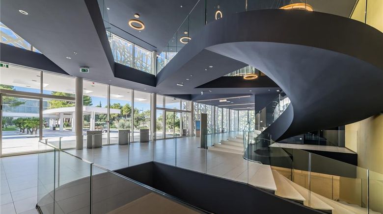 <b>Amadria Park Hotel Ivan Lobby</b>. Images powered by <a href="https://iceportal.shijigroup.com/" title="IcePortal" target="_blank">IcePortal</a>.