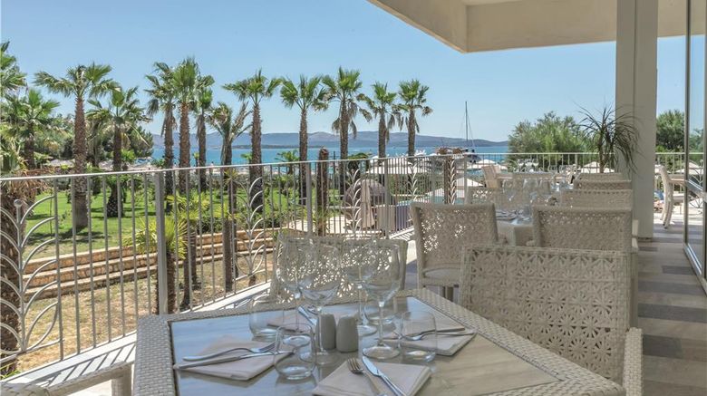 <b>Amadria Park Hotel Ivan Restaurant</b>. Images powered by <a href="https://iceportal.shijigroup.com/" title="IcePortal" target="_blank">IcePortal</a>.