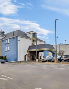 Red Lion Inn & Suites Blue Springs