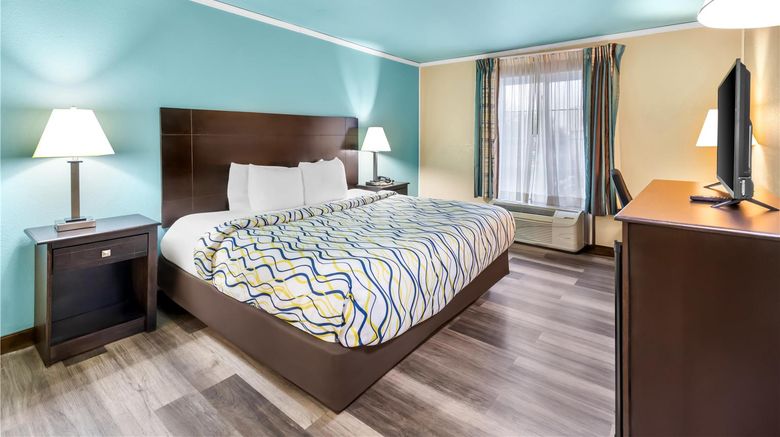 <b>Red Lion Inn & Suites Blue Springs Room</b>. Images powered by <a href="https://iceportal.shijigroup.com/" title="IcePortal" target="_blank">IcePortal</a>.