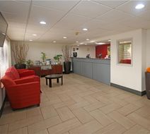 Americas Best Value Inn Pilot Mountain Lobby