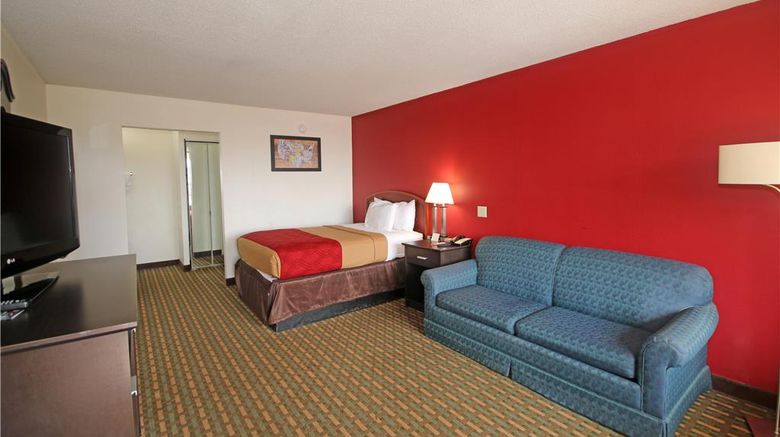 <b>Americas Best Value Inn Pilot Mountain Room</b>. Images powered by <a href="https://iceportal.shijigroup.com/" title="IcePortal" target="_blank">IcePortal</a>.