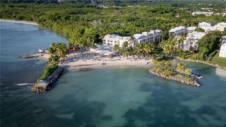 <b>Canella Beach Hotel Exterior</b>. Images powered by <a href="https://iceportal.shijigroup.com/" title="IcePortal" target="_blank">IcePortal</a>.
