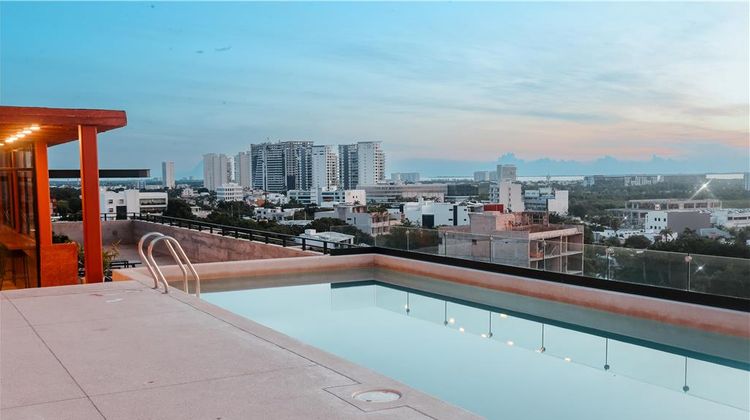 Hotel Margaritas Cancun Pool