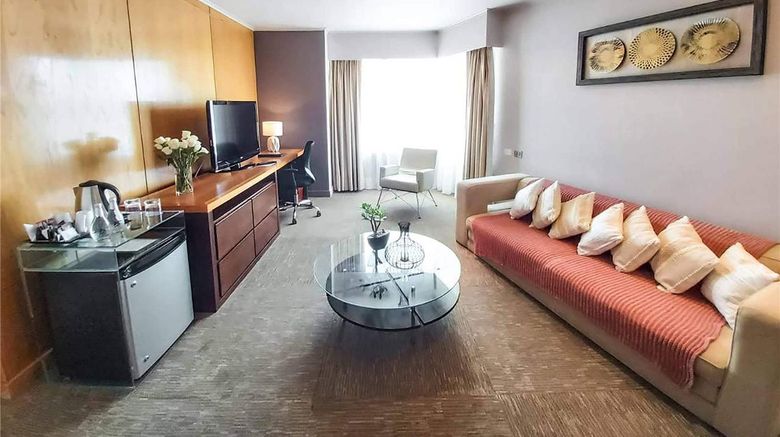 <b>LRH Calama Room</b>. Images powered by <a href="https://iceportal.shijigroup.com/" title="IcePortal" target="_blank">IcePortal</a>.