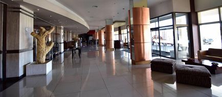 LRH Calama Lobby