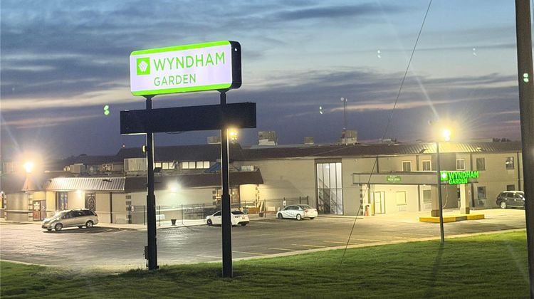 Wyndham Garden Salina Conference Center Exterior