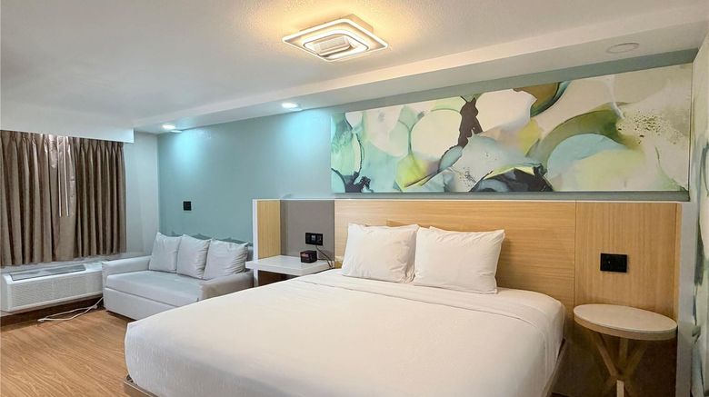 <b>Wyndham Garden Salina Conference Center Room</b>. Images powered by <a href="https://iceportal.shijigroup.com/" title="IcePortal" target="_blank">IcePortal</a>.