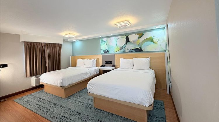 Wyndham Garden Salina Conference Center Room