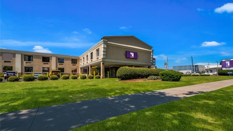 <b>Knights Inn Philadelphia Exterior</b>. Images powered by <a href="https://iceportal.shijigroup.com/" title="IcePortal" target="_blank">IcePortal</a>.