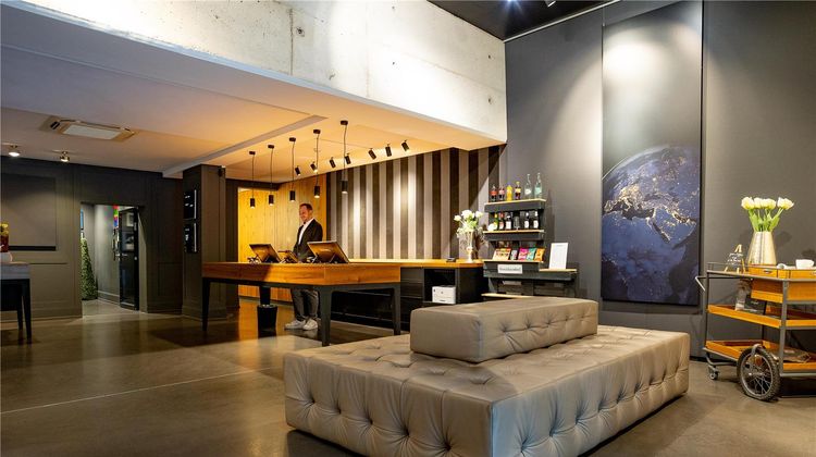 Jaumann's Hotel Lobby