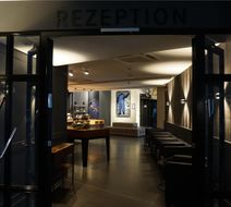 Jaumann's Hotel Lobby