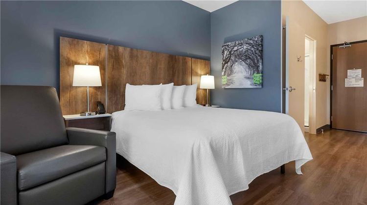 Extended Stay America Premier Austin Kyl Room