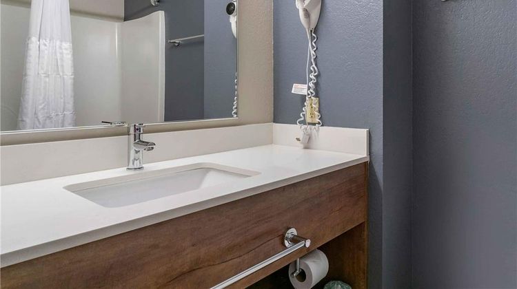 Extended Stay America Premier Austin Kyl Room