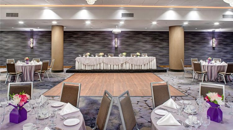Crowne Plaza Toronto Airport Meeting
