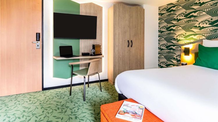 Ibis Styles Barjouville Room
