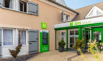 Ibis Styles Barjouville