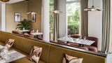 <b>Mercure Chartres Est Restaurant</b>. Images powered by <a href="https://iceportal.shijigroup.com/" title="IcePortal" target="_blank">IcePortal</a>.