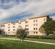 Mercure Chartres Est Exterior