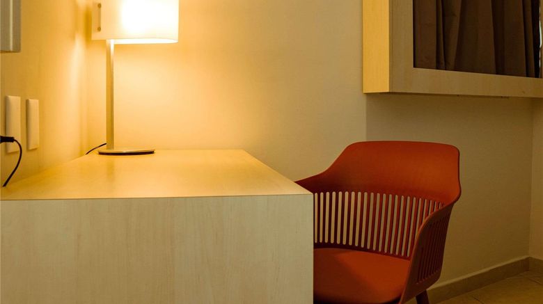 <b>Ibis Styles Macae Room</b>. Images powered by <a href="https://iceportal.shijigroup.com/" title="IcePortal" target="_blank">IcePortal</a>.