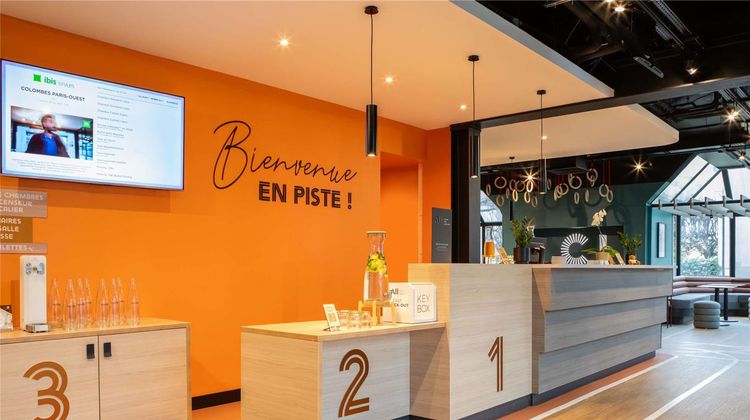 Ibis Styles Colombes Paris Exterior