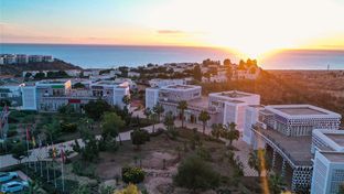 Lunja Village