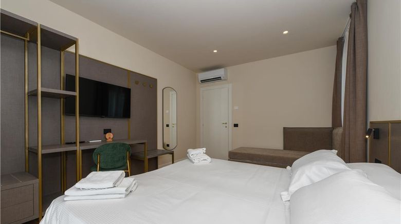 <b>Best Western Hotel Arya Room</b>. Images powered by <a href="https://iceportal.shijigroup.com/" title="IcePortal" target="_blank">IcePortal</a>.