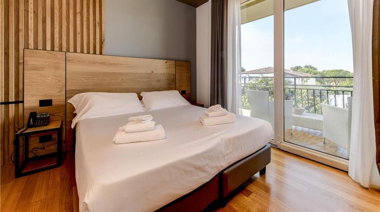 <b>Best Western Hotel Arya Suite</b>. Images powered by <a href="https://iceportal.shijigroup.com/" title="IcePortal" target="_blank">IcePortal</a>.