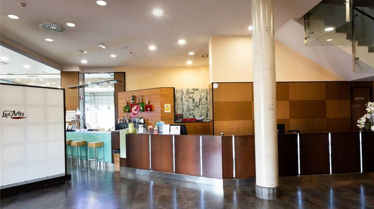 Sercotel Las Artes Pinto Lobby