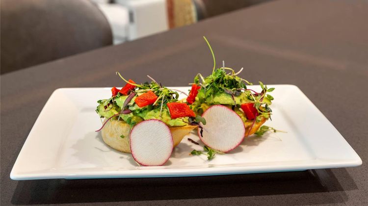 Cambria Fort Worth Medical Center Restaurant