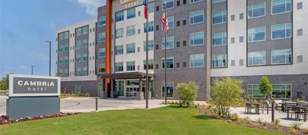 Cambria Fort Worth Medical Center Exterior