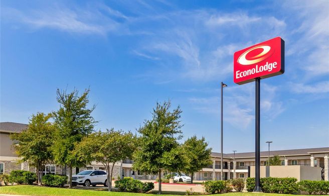 Econo Lodge Bryan Exterior