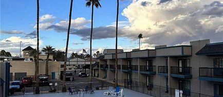 Super 8 Mesa Downtown Near Conv Ctr Pool