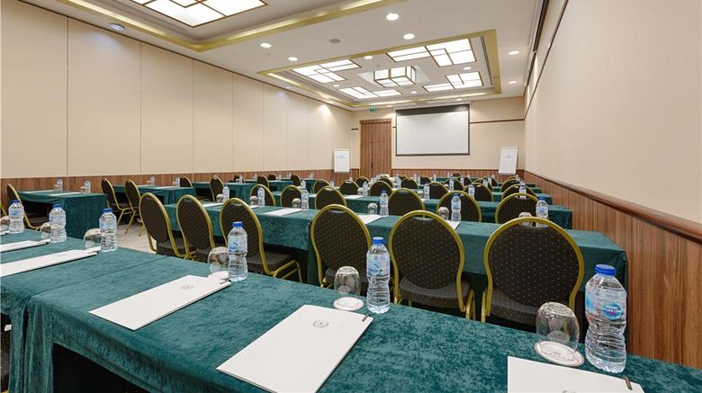 <b>Evergreen Laurel Hotel Paris Meeting</b>. Images powered by <a href="https://iceportal.shijigroup.com/" title="IcePortal" target="_blank">IcePortal</a>.
