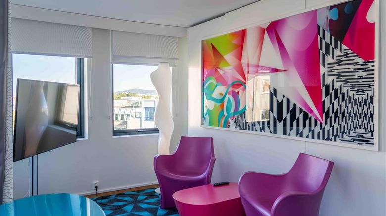 <b>Prize by Radisson Solheimsviken Bergen Suite</b>. Images powered by <a href="https://iceportal.shijigroup.com/" title="IcePortal" target="_blank">IcePortal</a>.
